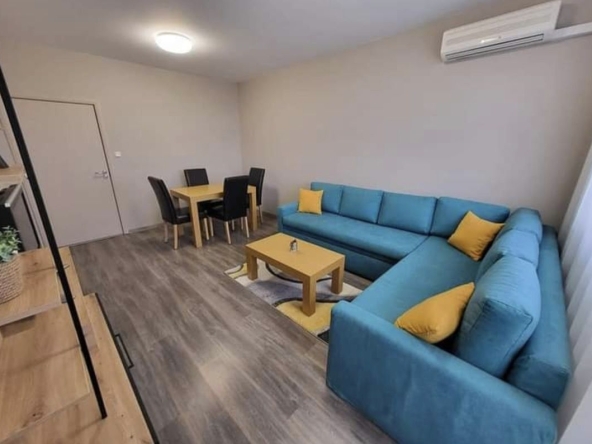 Дава се под наем Двустаен апартамент в Варна, Възраждане 4 - 65 кв.м за 408 € - Снимка #1