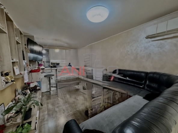 Тристаен апартамент в Варна, Левски - 61 кв.м за 1380 €/кв.м - Снимка #1