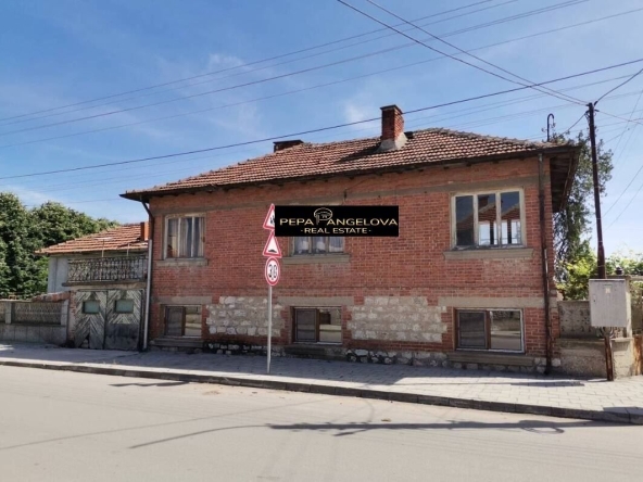 Къща в с. Милево, Област Пловдив - 150 кв.м за 453 €/кв.м - Снимка #1