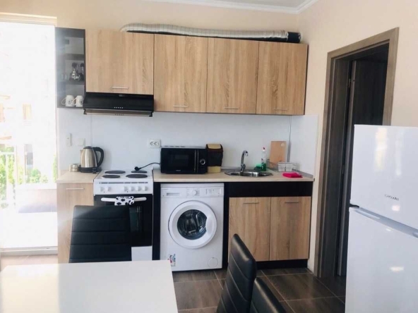 Тристаен апартамент в к.к. Слънчев бряг - 101 кв.м за 440 €/кв.м - Снимка #1