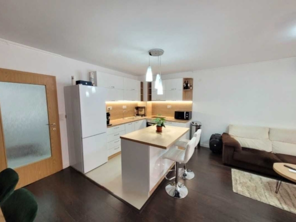 Тристаен апартамент в Велико Търново, Бузлуджа - 104 кв.м за 1683 €/кв.м - Снимка #1