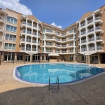 Тристаен апартамент в к.к. Слънчев бряг - 88 кв.м за 1205 €/кв.м - Снимка #1