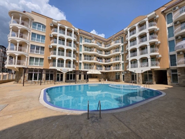 Тристаен апартамент в к.к. Слънчев бряг - 88 кв.м за 1205 €/кв.м - Снимка #1