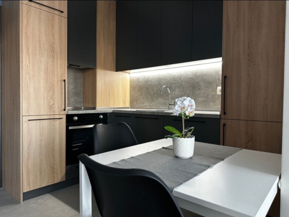 Дава се под наем Двустаен апартамент в София, Люлин 8 - 50 кв.м за 448.8 € - Снимка #1