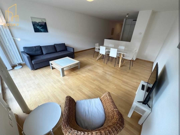 Дава се под наем Двустаен апартамент в София, Център - 65 кв.м за 675 € - Снимка #1