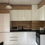 Дава се под наем Тристаен апартамент в София, Витоша - 80 кв.м за 797.64 € - Снимка #1
