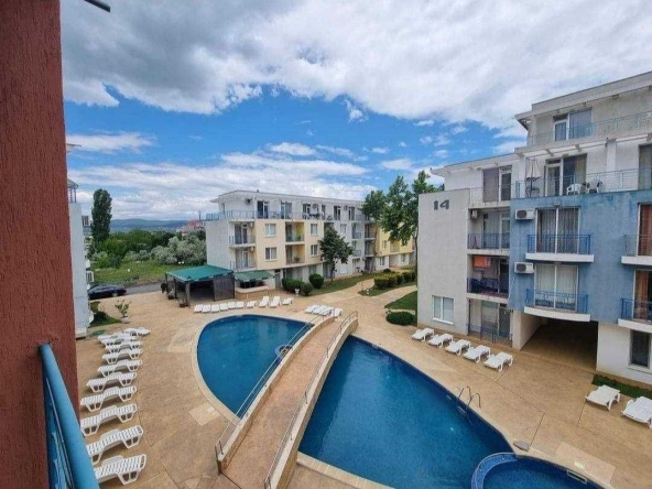 Тристаен апартамент в к.к. Слънчев бряг - 60 кв.м за 646 €/кв.м - Снимка #1