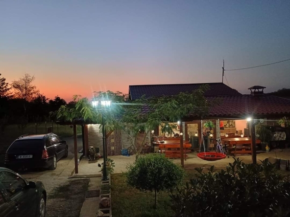 Къща в Монтана, м-т Палековото - 200 кв.м за 459 €/кв.м - Снимка #1