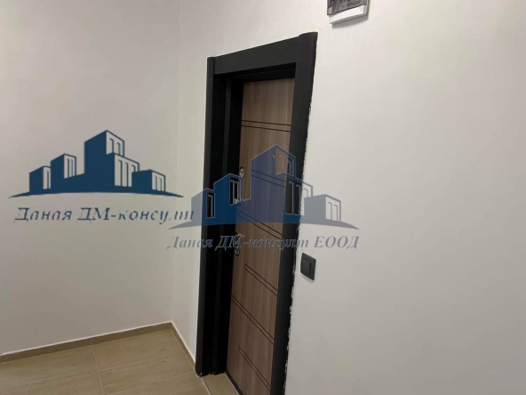 Тристаен апартамент в Шумен, Болницата - 75 кв.м за 1530 €/кв.м - Снимка #1