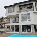 Къща в Балчик - 210 кв.м за 1667 €/кв.м - Снимка #1