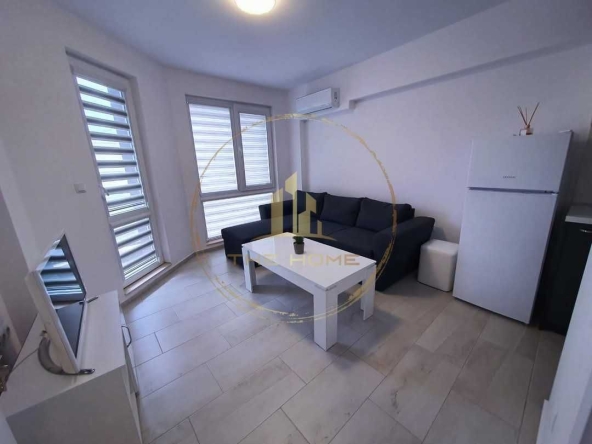 Дава се под наем Двустаен апартамент в Варна, Гранд Мол Варна - 50 кв.м за 400 € - Снимка #1