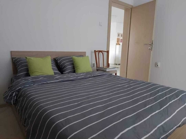 Дава се под наем Двустаен апартамент в Бургас, Зорница - 65 кв.м за 204 € - Снимка #1