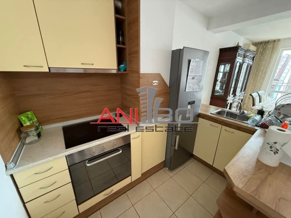Тристаен апартамент в Варна, Операта - 132 кв.м за 1660 €/кв.м - Снимка #1