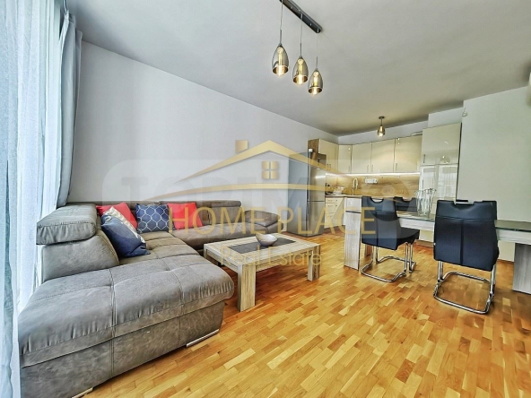 Двустаен апартамент в к.к. Св.Св. Константин и Елена - 77 кв.м за 2819 €/кв.м - Снимка #1