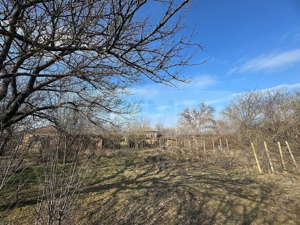 Къща в с. Червенци, Област Варна - 178 кв.м за 85 €/кв.м - Снимка #1