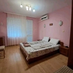 Дава се под наем Двустаен апартамент в Бургас, Лазур - 65 кв.м за 402.9 € - Снимка #1