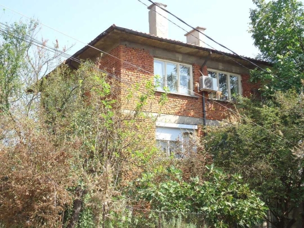 Етаж от къща в Кърджали, Боровец - 108 кв.м за 591 €/кв.м - Снимка #1