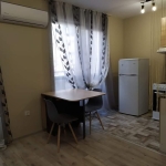 Дава се под наем Едностаен апартамент в Варна, Зимно кино Тракия - 32 кв.м за 350 € - Снимка #1