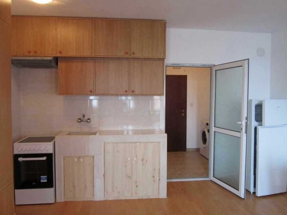 Дава се под наем Едностаен апартамент в Велико Търново, Картала - 38 кв.м за 178.5 € - Снимка #1