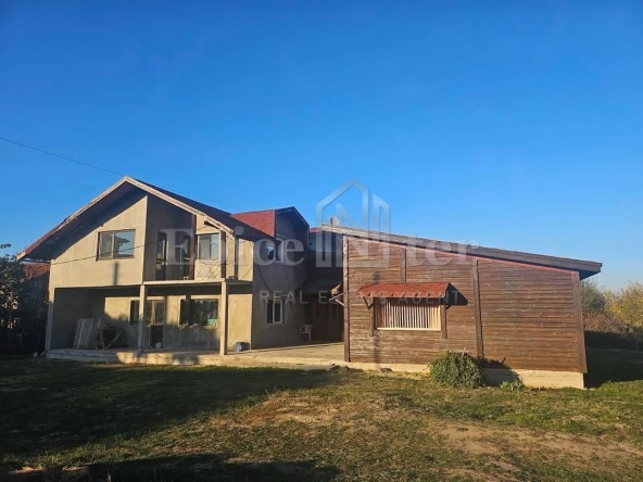 Къща в с. Нови хан, Област София-област - 220 кв.м за 1364 €/кв.м - Снимка #1