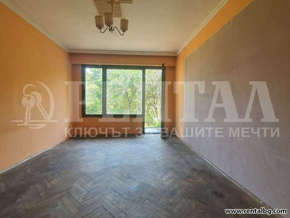 Двустаен апартамент в Пловдив, Център - 74 кв.м за 1796 €/кв.м - Снимка #1