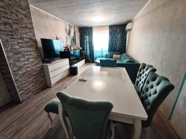 Двустаен апартамент в Карнобат - 61 кв.м за 1148 €/кв.м - Снимка #1