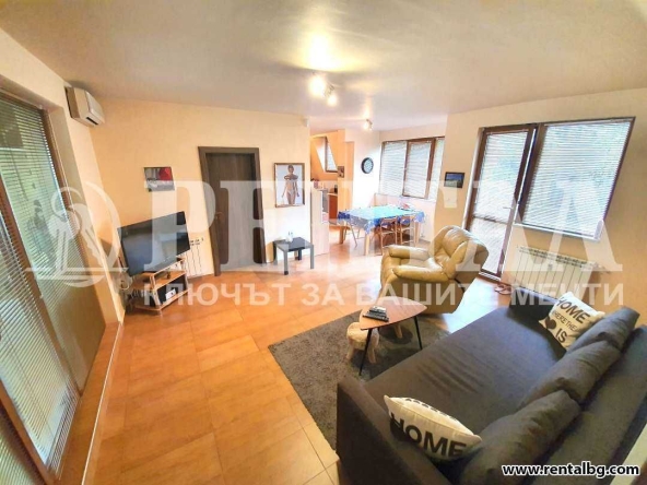 Тристаен апартамент в Пловдив, Център - 160 кв.м за 1557 €/кв.м - Снимка #1