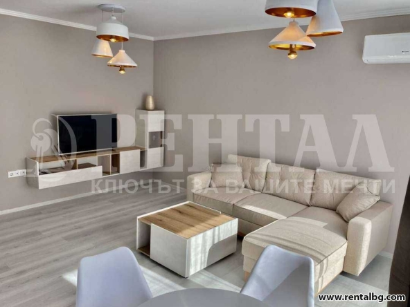 Дава се под наем Двустаен апартамент в Пловдив, Център - 68 кв.м за 484.5 € - Снимка #1