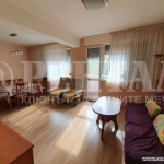 Дава се под наем Тристаен апартамент в Пловдив, Център - 85 кв.м за 459 € - Снимка #1