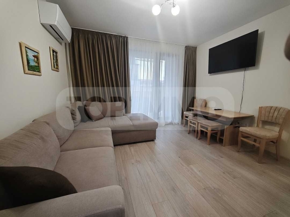 Дава се под наем Двустаен апартамент в Варна, Център - 70 кв.м за 950 € - Снимка #1