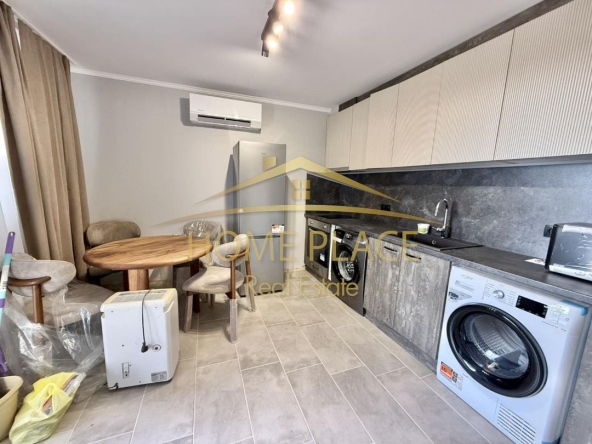 Тристаен апартамент в Варна, Виница - 100 кв.м за 816 €/кв.м - Снимка #1