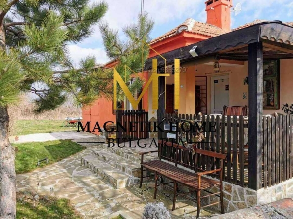 Дава се под наем Къща в с. Огнен, Област Бургас - 80 кв.м за 357 € - Снимка #1