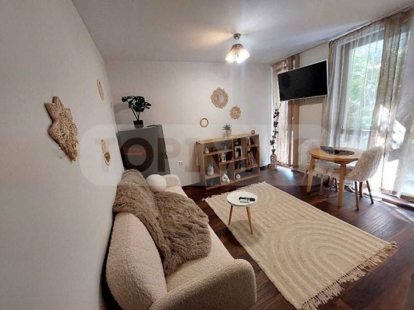 Дава се под наем Двустаен апартамент в Варна, м-т Евксиноград - 60 кв.м за 548.25 € - Снимка #1