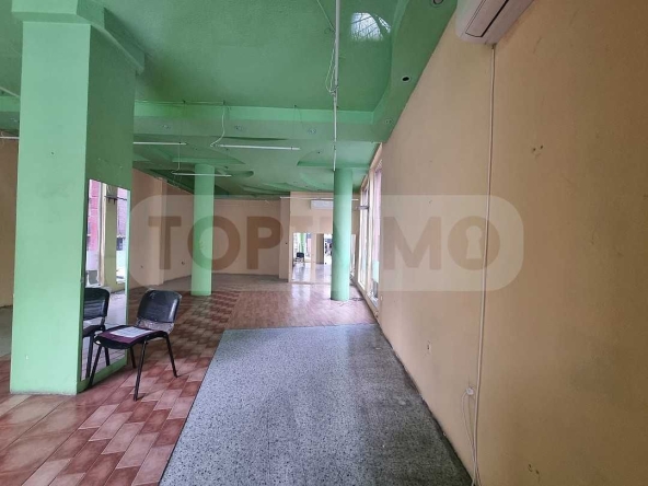 Дава се под наем Магазин в Варна, Център - 150 кв.м за 1097.01 € - Снимка #1