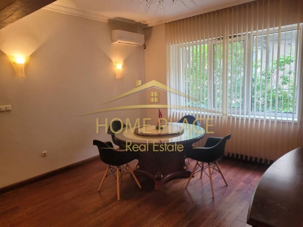 Тристаен апартамент в Варна, Гръцка махала - 120 кв.м за 1530 €/кв.м - Снимка #1
