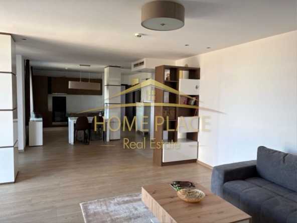 Дава се под наем Тристаен апартамент в Варна, Център - 135 кв.м за 1346.4 € - Снимка #1