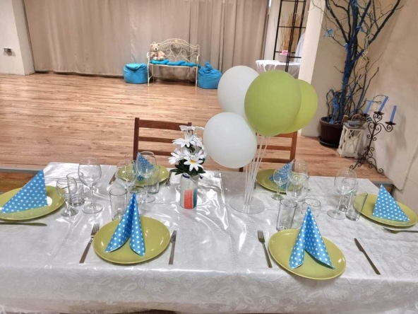 Дава се под наем Гараж / Паркомясто в Добрич, Дружба 3 - 280 кв.м за 1530 € - Снимка #1