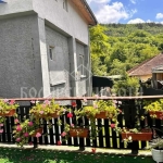 Дава се под наем Къща в Велико Търново, Асенов - 275 кв.м за 1685.55 € - Снимка #1