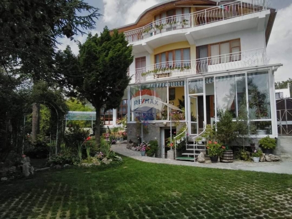 Къща в Варна, м-т Траката - 350 кв.м за 727 €/кв.м - Снимка #1