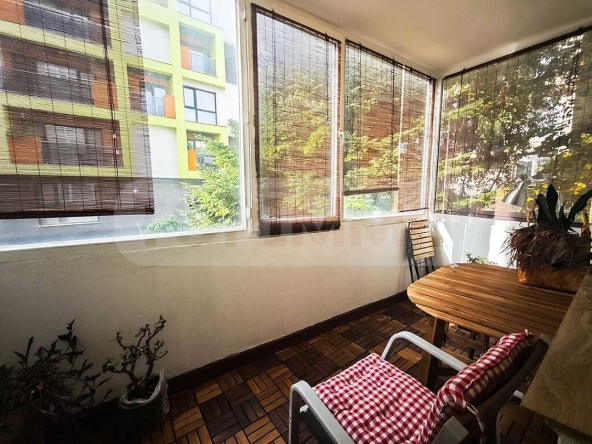 Дава се под наем Тристаен апартамент в Варна, Лятно кино Тракия - 100 кв.м за 508.47 € - Снимка #1