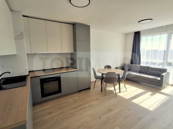 Двустаен апартамент в Варна, Младост 2 - 63 кв.м за 1518 €/кв.м - Снимка #1