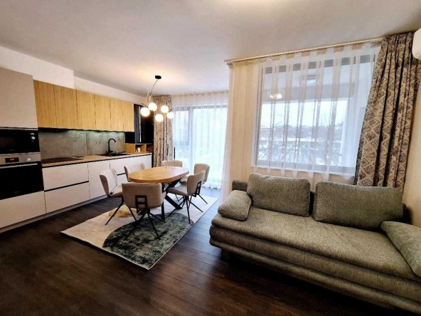 Дава се под наем Тристаен апартамент в София, Лозенец - 96 кв.м за 538.56 € - Снимка #1