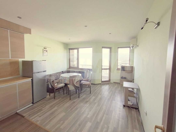 Дава се под наем Двустаен апартамент в Варна, Погреби - 70 кв.м за 398.82 € - Снимка #1