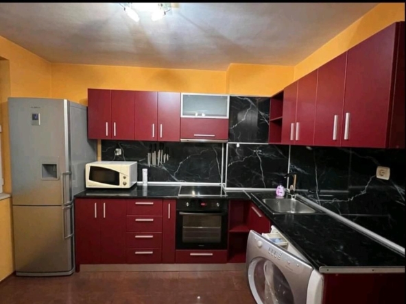 Дава се под наем Двустаен апартамент в Пловдив, Каменица 1 - 80 кв.м за 459 € - Снимка #1