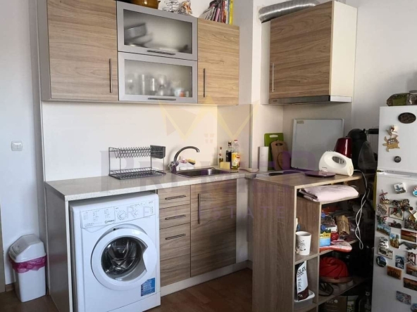 Дава се под наем Двустаен апартамент в Варна, Левски - 58 кв.м за 357 € - Снимка #1