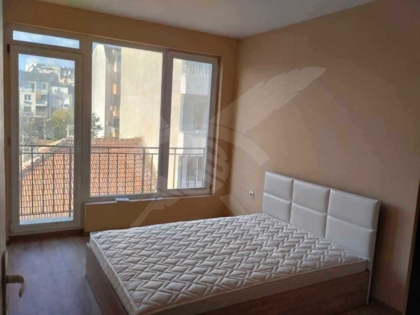 Дава се под наем Двустаен апартамент в Варна, Погреби - 55 кв.м за 350 € - Снимка #1