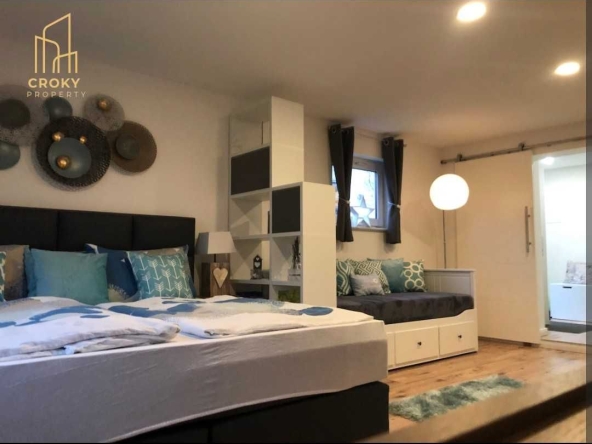 Дава се под наем Двустаен апартамент в София, Гоце Делчев - 60 кв.м за 650 € - Снимка #1