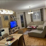 Дава се под наем Тристаен апартамент в Пловдив, Южен - 79 кв.м за 418.2 € - Снимка #1