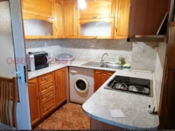 Дава се под наем Двустаен апартамент в Силистра, Малчика - 75 кв.м за 280.5 € - Снимка #1