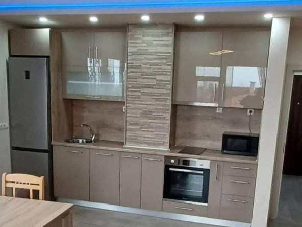 Дава се под наем Двустаен апартамент в София, Кръстова вада - 70 кв.м за 718.08 € - Снимка #1